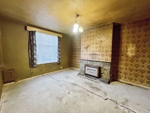 Lounge- click for photo gallery